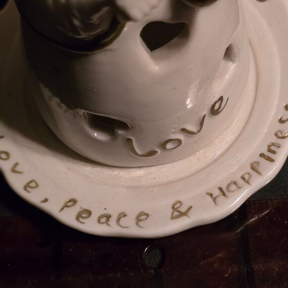 Set Of 3 Ceramic Angel Candle Holders With "Joy" "Hope" "Love" Texts & Heart Cut - Picture 5 of 9